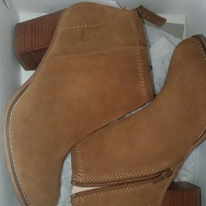 Cognac Booties